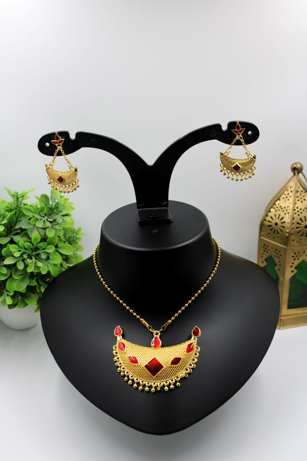 Traditional Gold-Plated Necklace Set with Red Enamel Accents and Matching Earrings