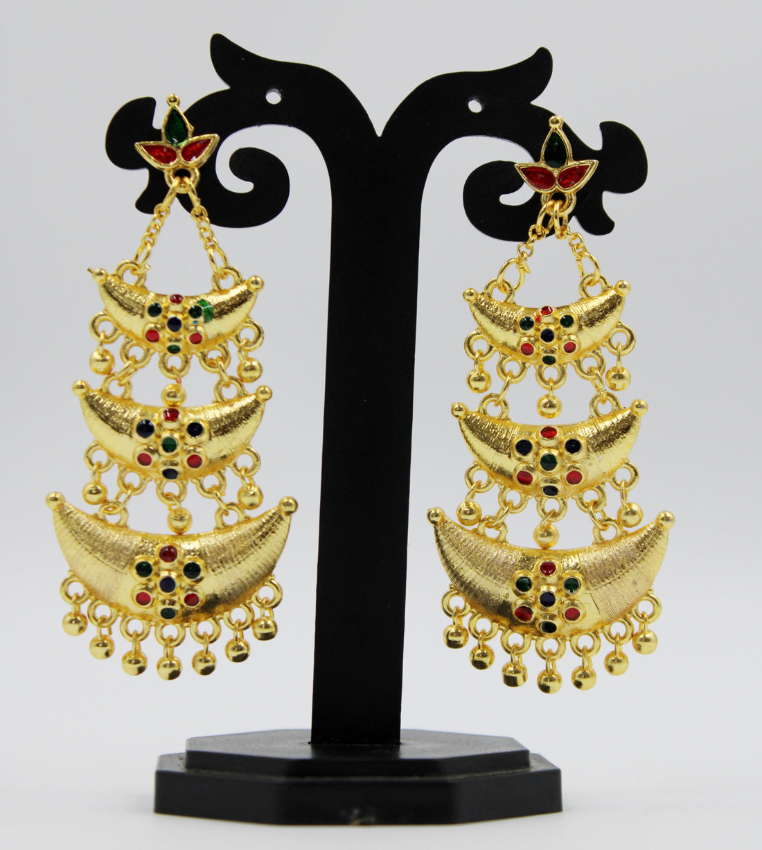 Traditional Gold-Plated Crescent Necklace Set with Red Beaded Strands and Matching Earrings